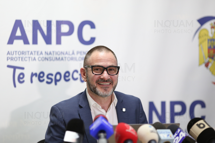 NEWS.ro: Horia Constantinescu, şeful CJPC Constanţa, după controlul la centrul de tratament din Eforie Nord: Cea mai gravă deficienţă, nivelul pH-ului sub limitele admise, fapt ce poate duce la iritaţii ale gâtului/ Poliţia a deschis dosar penal