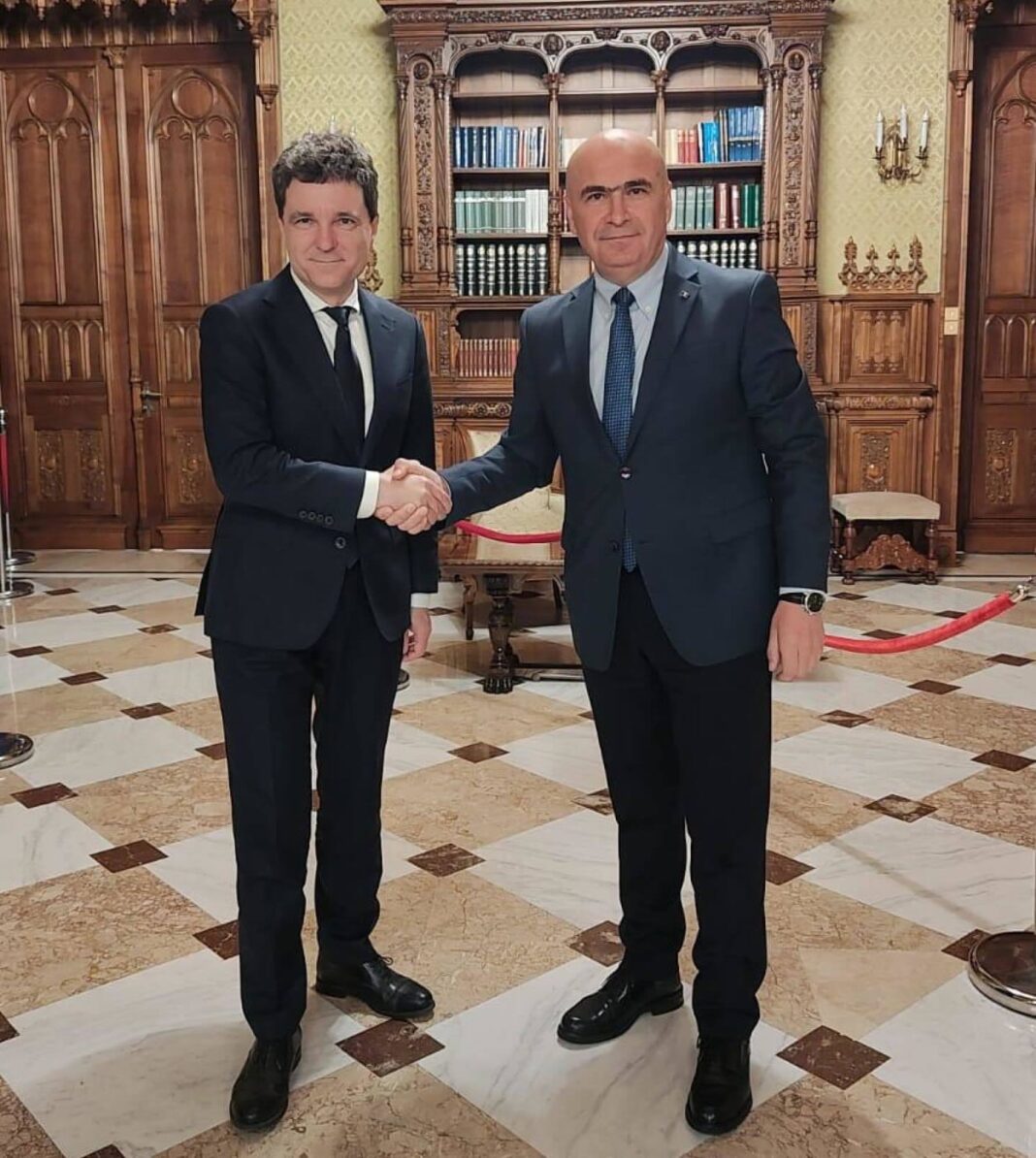 NEWS.ro: Ilie Bolojan: Nu voi demisiona din funcţia de premier / Preşedintele Nicuşor Dan nu i-a cerut demisia