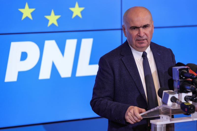 NEWS.ro: Ilie Bolojan: Până se va forma un alt guvern, voi asigura funcţionarea guvernului cu mandatul limitat/ Voi ieşi cu fruntea sus / PNL nu va mai sta la aceeaşi masă cu PSD