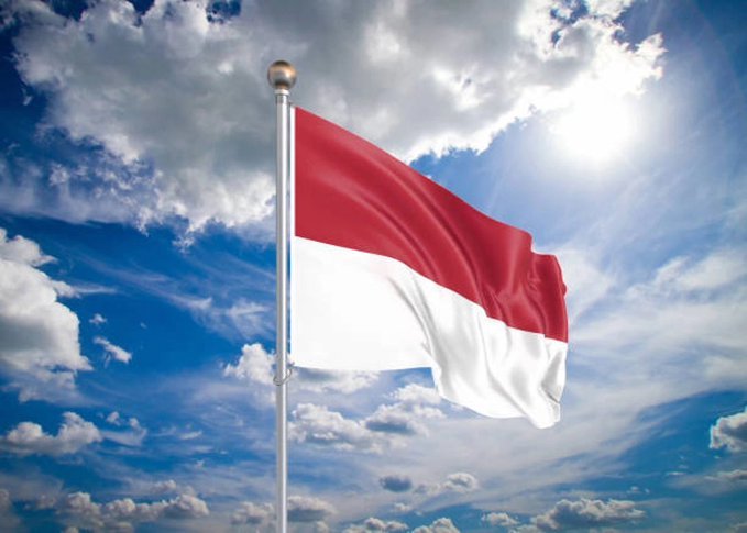 NEWS.ro: Indonezia: Două femei au călcat în picioare un Coran şi au fost arestate pentru blasfemie