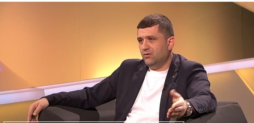 NEWS.ro: INTERVIU: Ministrul Apărării Naţionale, Radu Miruţă, îi răspunde ambasadorului Rusiei: „Drona de la Galaţi era de provenienţă rusească, indubitabil! Am trimis dovezile la MAE să îi fie prezentate”