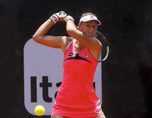 NEWS.ro: Irina Camelia Begu, revenită în circuit după o pauză de 9 luni, a fost eliminată în primul tur la Madrid Open
