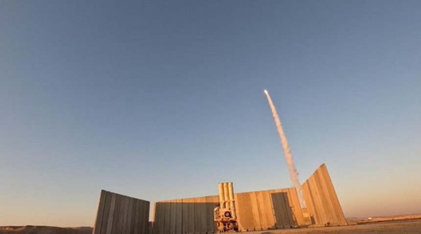 NEWS.ro: Israelul anunţă o accelerare a producţiei de interceptori de rachetă de tip Arrow