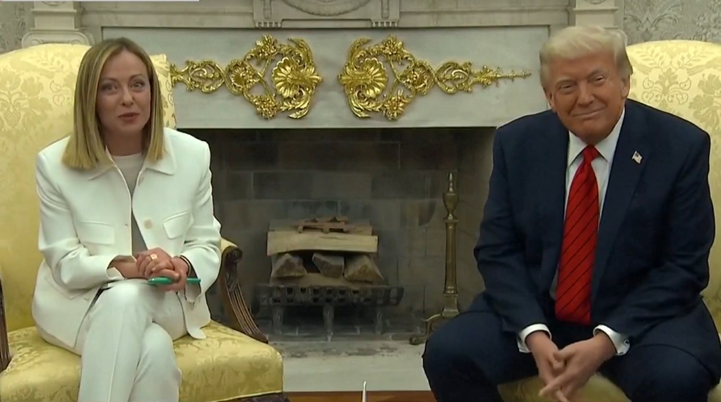 NEWS.ro: Italia suspendă acordul de cooperare în domeniul apărării cu Israelul. Donald Trump se declară „şocat” de lipsa de „curaj” a Giorgiei Meloni
