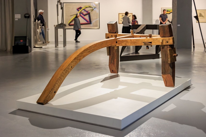 NEWS.ro: Lucrări de excepţie ale lui Paul Neagu, unul dintre cei mai relevanţi artişti români la nivel internaţional, pot fi văzute până la 31 mai la Retros Design Space/ FOTO