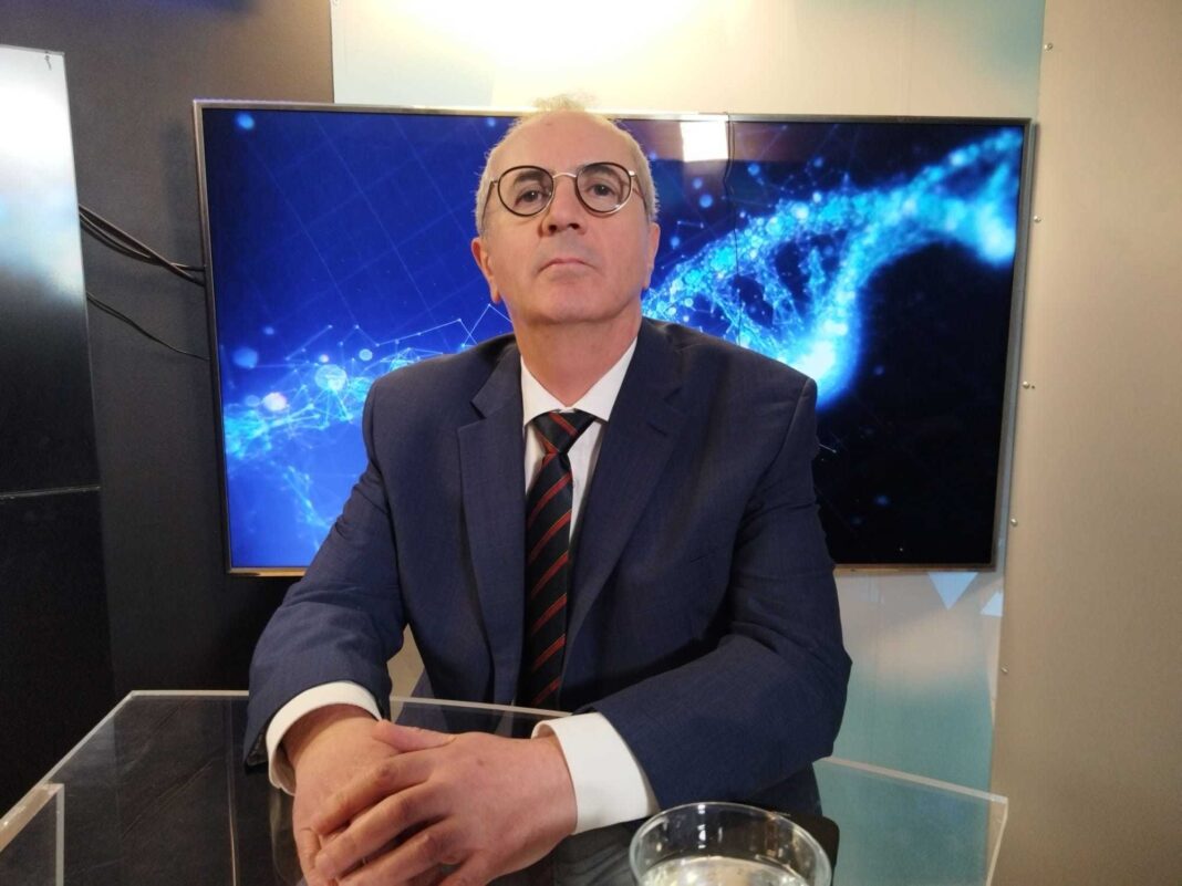 NEWS.ro: Medicul Daniel Coriu: Există hematologi în România, problema este legată de distribuţia lor. Sunt judeţe fără hematolog sau doar cu unu. Ce să facă un medic la toată populaţia dintr-un judeţ?