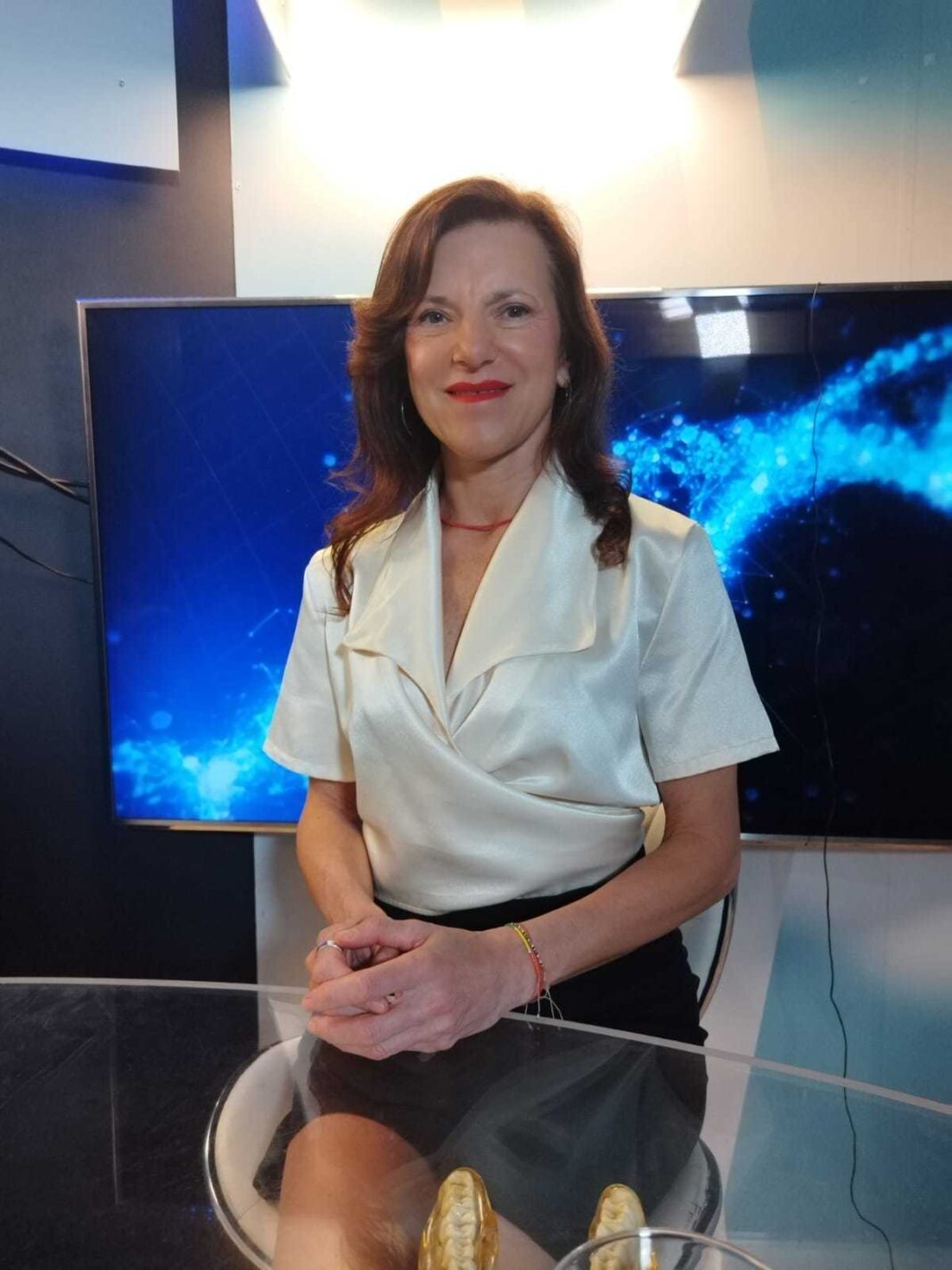 NEWS.ro: Medicul Lorelei Nassar: Poziţionarea aparatului ortodontic în condiţiile în care nu este, cu adevărat, medical necesar noi, ca şi clinică, o descurajăm