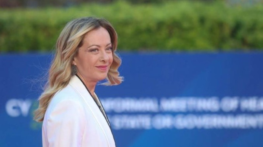 NEWS.ro: Meloni cere, în Cipru, ca NATO ”să rămână unită”, după ameninţări americane cu excluderea Spaniei din Alianţă. Niciun articol al Tratatului fondator al NATO, semnat în 1948, nu prevede suspendarea sau excluderea unui membru din Alianţa Nord-Atlantică