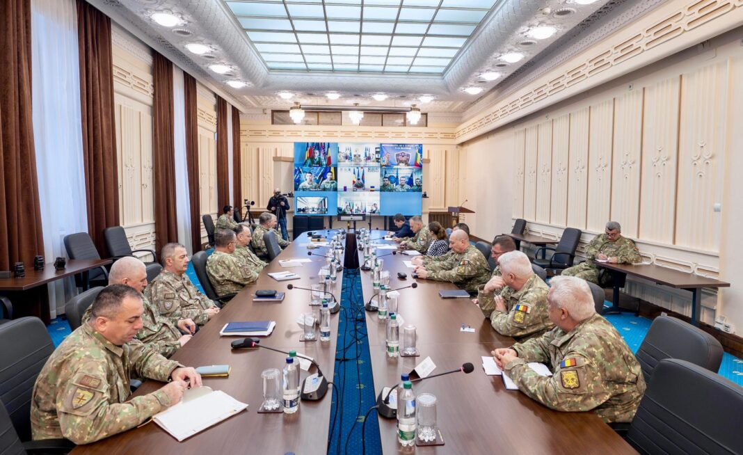 NEWS.ro: Mesajul de Paşte transmis „de la distanţă” militarilor români aflaţi în misiuni internaţionale de către ministrul Apărării şi de şeful Statului Major/ Generalul Gheorghiţă Vlad: Pentru noi, militarii, misiunea nu ia pauză, nici măcar de sărbători