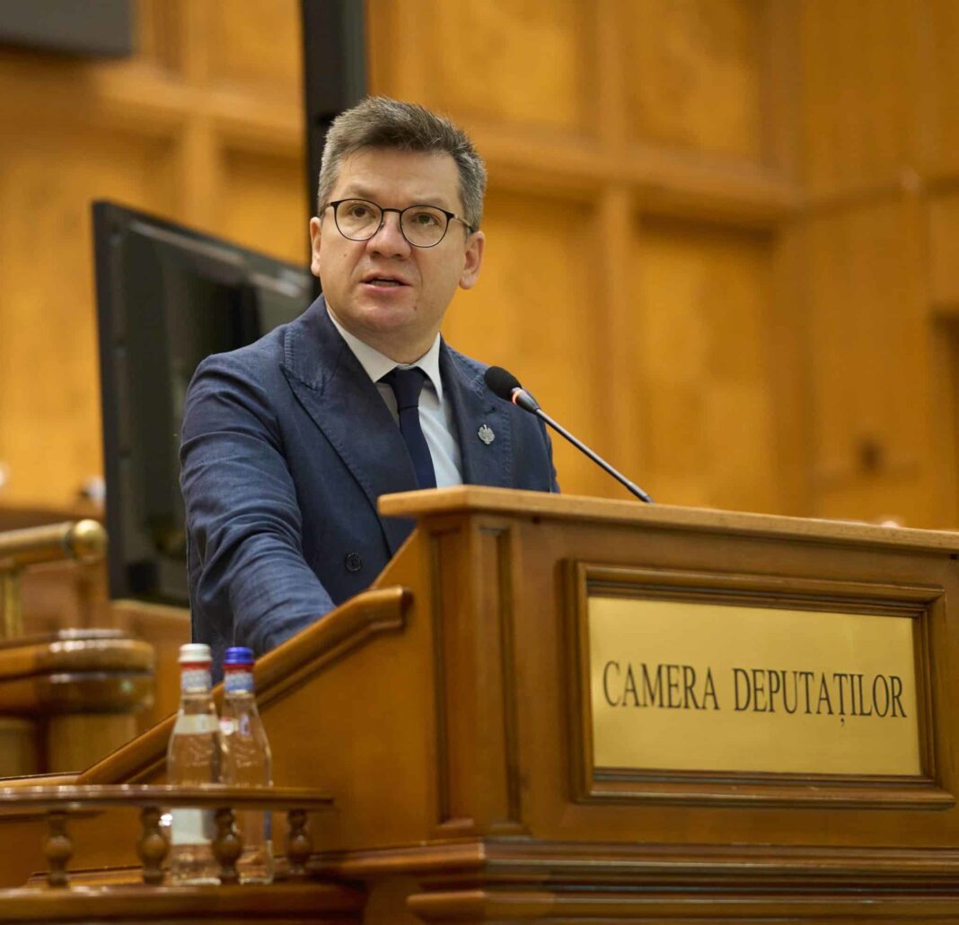 NEWS.ro: Mihail Neamţu (deputat AUR): CNA refuză să se prezinte în Parlament şi evită explicaţiile privind închiderea Realitatea Plus şi Gold FM