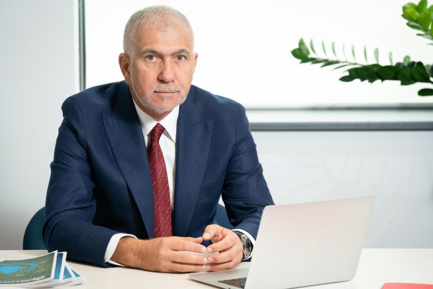 NEWS.ro: Mihailovici (Veolia România): Pentru Europa nu e suficientă diversificarea surselor de import, e necesară creşterea autonomiei energetice /Energia nu mai e evaluată doar prin preţ, ci şi prin siguranţa accesului /România, potenţial de hub de energie verde