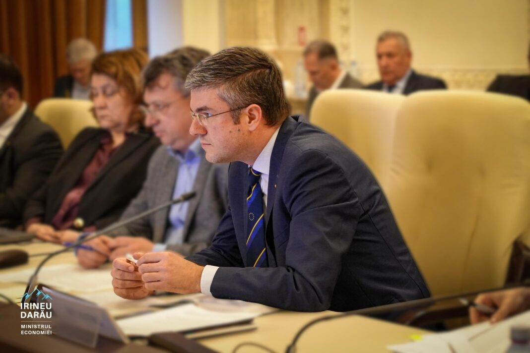 NEWS.ro: Ministrul Economiei: Guvernul a luat nişte decizii intermediare prin care să temperăm creşterea preţurilor / Cred că s-a reuşit un fel de frânare a creşterii preţurilor / Dacă s-ar stabiliza preţul barilului, s-ar stabiliza şi preţurile interne