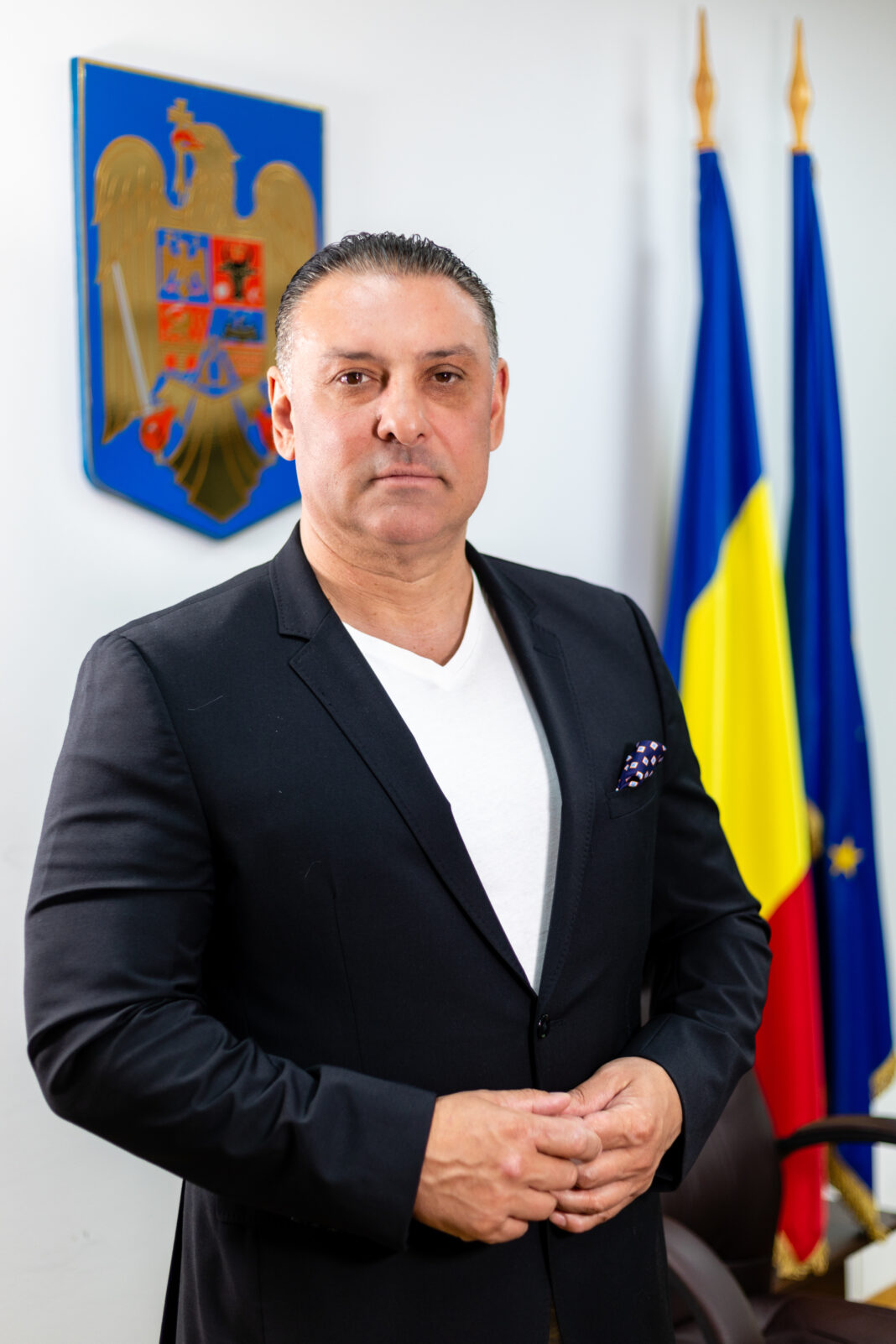 NEWS.ro: Nicolae Păun, deputat din partea minorităţii rome, anunţă că va depune din nou plângeri împotriva galeriei dinamoviste, după bannerele de la meciul cu Rapid