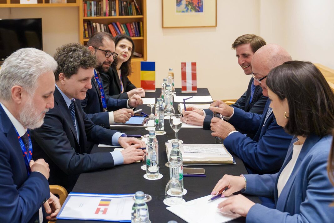 NEWS.ro: Nicuşor Dan întâlnire cu cancelarul Austriei: Am abordat teme cheie pentru a consolida legăturile dintre ţările noastre, precum şi provocările energetice, deoarece este important să găsim soluţii comune pentru crizele globale