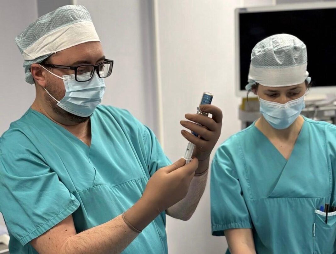 NEWS.ro: Premieră la Sibiu: o procedură modernă folosită la MedLife Polisano ajută pacienţii să tolereze mai bine radioterapia în cancerul de prostată