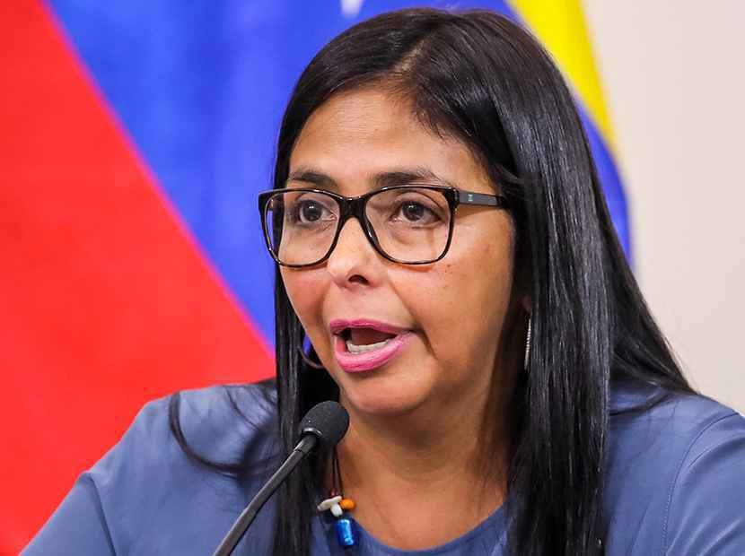 NEWS.ro: Preşedinta interimară a Venezuelei promite mărirea salariilor de la 1 mai
