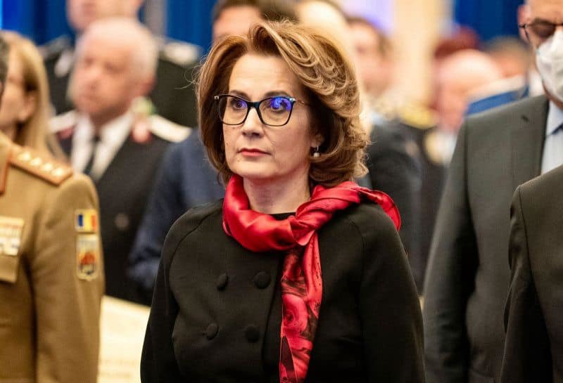 NEWS.ro: Prim-vicepreşedintele PNL Nicoleta Pauliuc cere în şedinţa PNL o rezoluţie, că partidul nu susţine discuţii şi negocieri cu AUR, S.O.S România, POT, pentru o majoritate în Parlament,  nici direct, nici indirect - SURSE