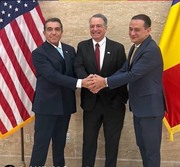 NEWS.ro: Primarul Daniel Băluţă anunţă că un parc din Sectorul 4 va purta numele lui Donald Trump / Emisarul lui Trump pentru parteneriate globale: Un cadou minunat pentru preşedinte a cărui aniversare este în iunie - FOTO, VIDEO