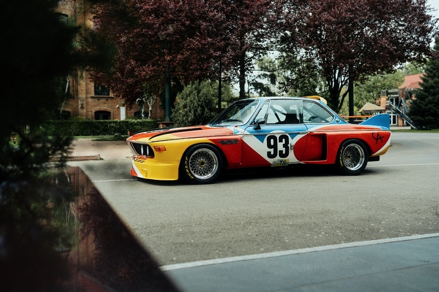 NEWS.ro: Primul BMW Art Car, o lucrare de Alexander Calder, este expus la Bucureşti, în cadrul RAD Art Fair