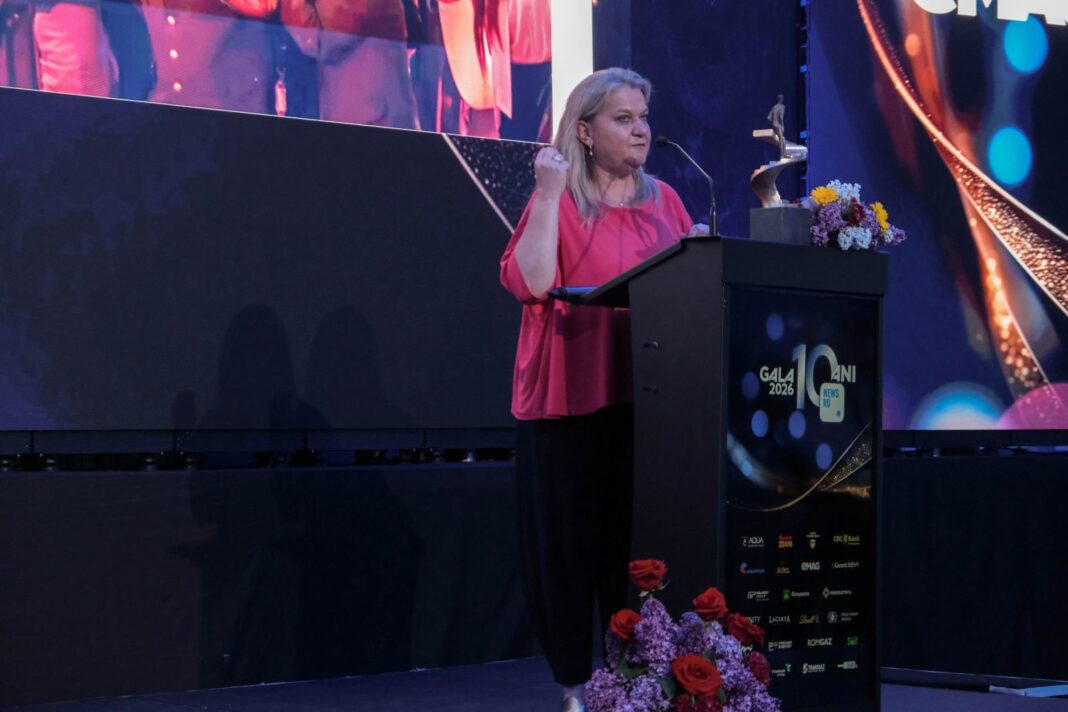 NEWS.ro: Producătoarea Ada Solomon, premiată la Gala News.ro:  Sănătatea mintală a unui popor ţine şi de sănătatea culturii poporului respectiv / O societate mai sănătoasă este una în care educaţia, cultura şi sănătatea sunt puse pe acelaşi plan