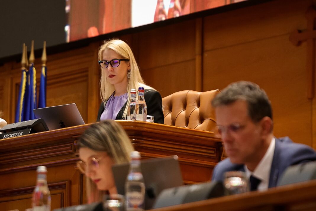 NEWS.ro: Proiect USR: În cazurile de malpraxis, expertiza medico-legală va fi efectuată cu implicarea unui cadru medical cu specializare specifică