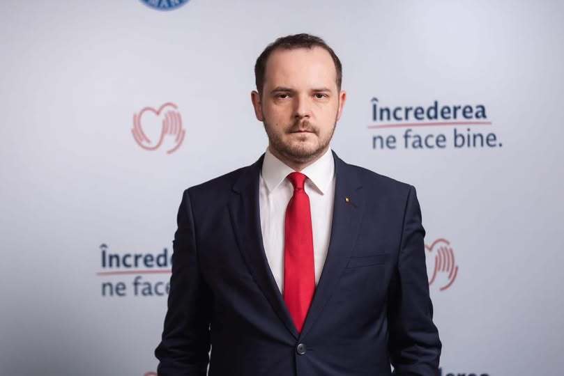 NEWS.ro: Rogobete a anunţat că Parlamentul a aprobat ca pacienţii cronici din programale naţionale şi cei care beneficiază de spitalizare de zi să fie exceptaţi de la neplata primei zile de concediu medical
