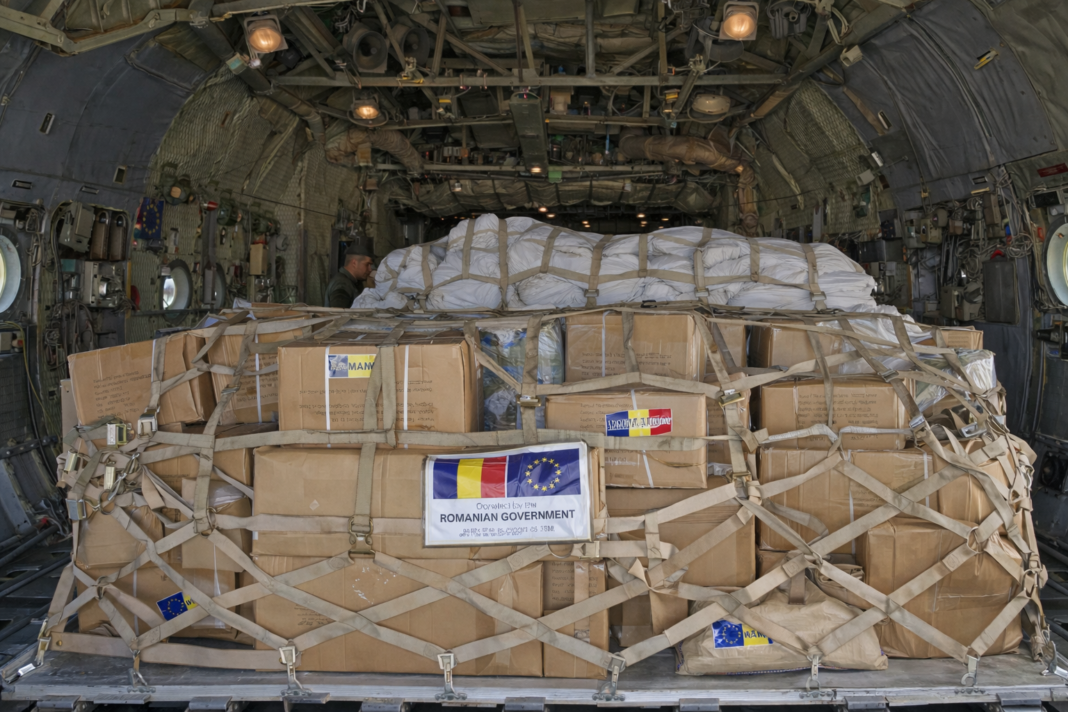 NEWS.ro: România trimite 15 tone de ajutoare umanitare populaţiei civile din Liban / Transportul pleacă miercuri cu un avion C130 şi cu un Spartan C27J aparţinând MApN - FOTO