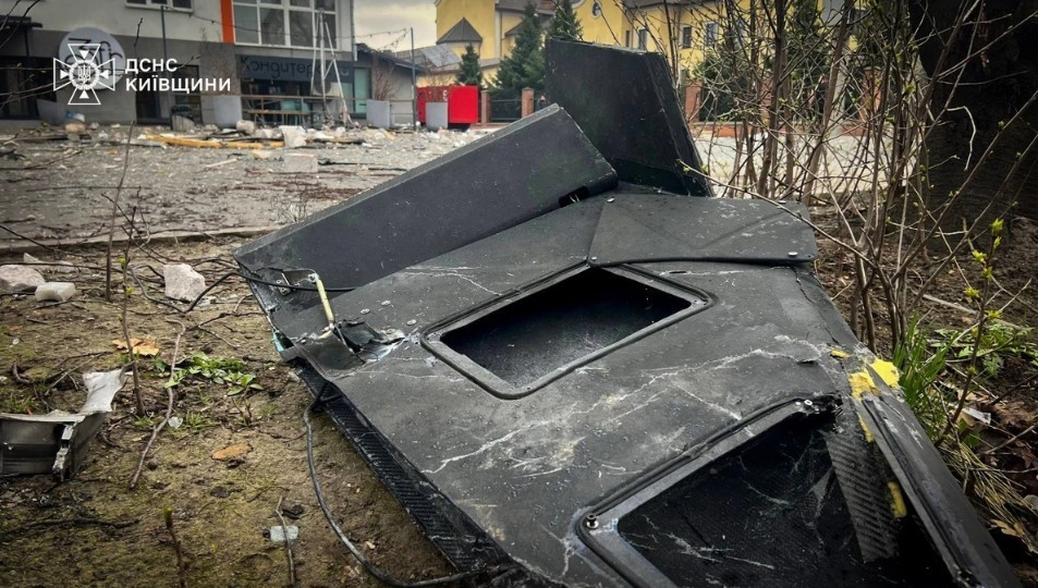 NEWS.ro: Rusia a lansat în plină zi un atac masiv cu rachete şi drone asupra regiunii Kiev: o persoană a murit, o alta a fost rănită