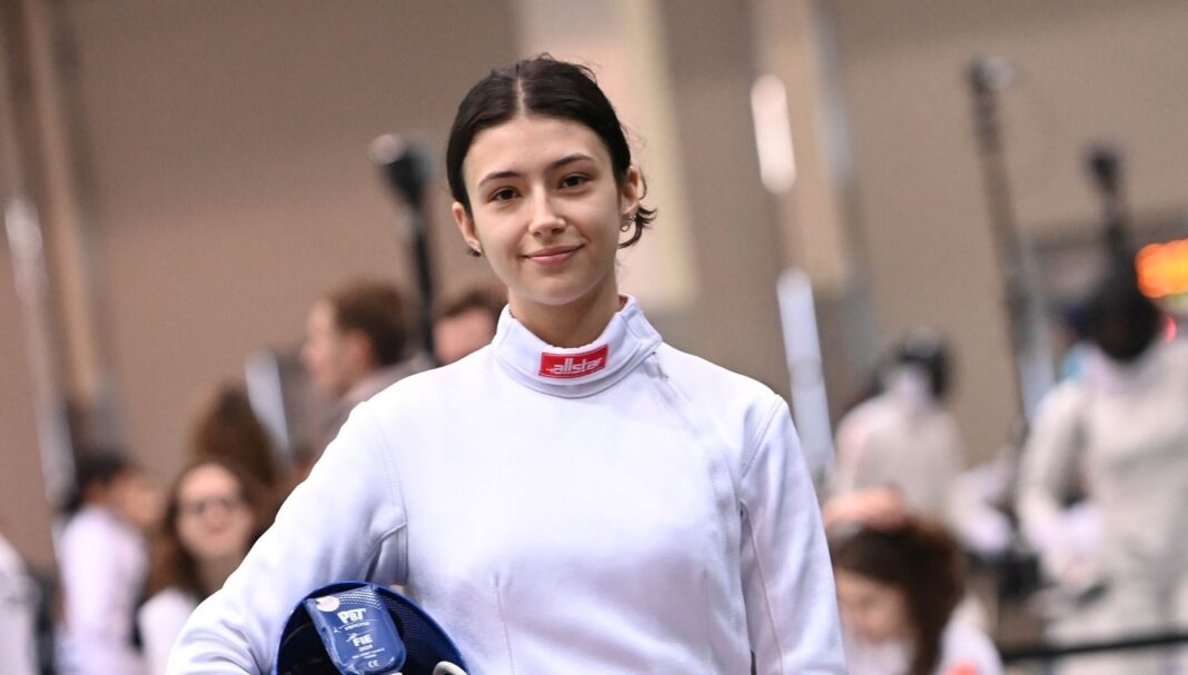 NEWS.ro: Scrimă – CE U23: Medalie de bronz pentru Emma Şonţ la spadă