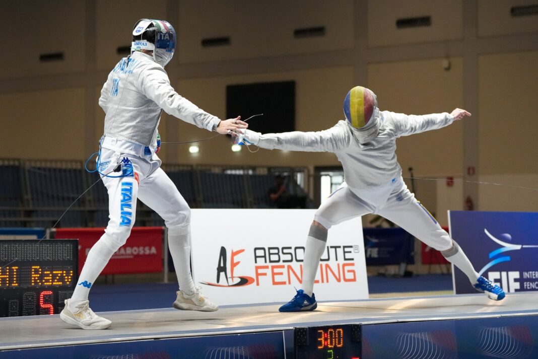 NEWS.ro: Scrimă: Locul 4 pentru echipa masculină a României la Trofeul Luxardo