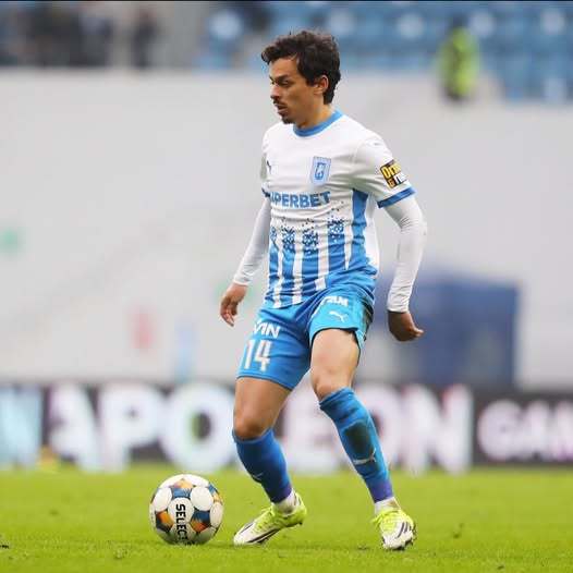 NEWS.ro: Superliga: Lyes Houri şi-a reziliat contractul cu Universitatea Craiova