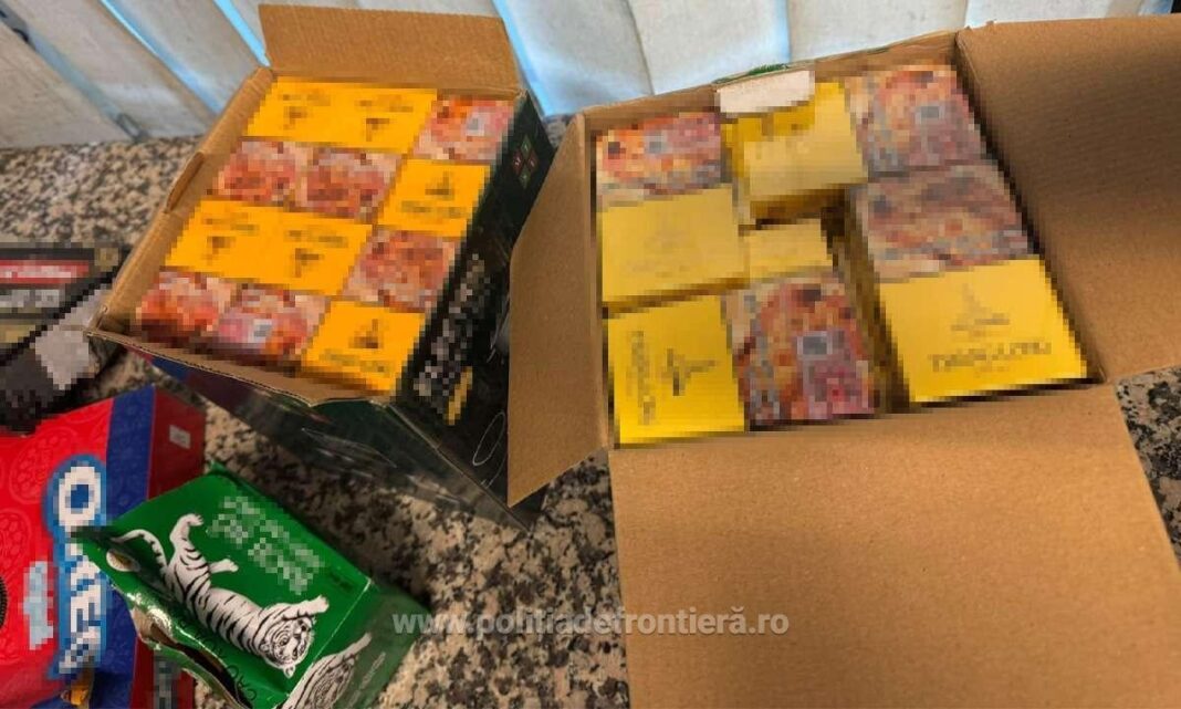 NEWS.ro: Sute de pachete de ţigări şi tutun vrac, găsite în cutii de dulciuri şi electronice în bagajele unui cetăţean vietnamez, pe Aeroportul Otopeni