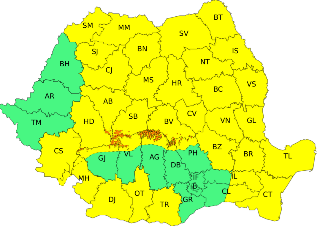 NEWS.ro: Trei zile de vreme deosebit de rece, vânt puternic, ploi, lapoviţă sau ninsoare, în aproape toată ţara/ La munte, strat de zăpadă şi viscol/ în Carpaţii Meridionali şi de Curbură, rafale de vânt de până la 130 de km/h şi vizibilitate sub 50 de metri
