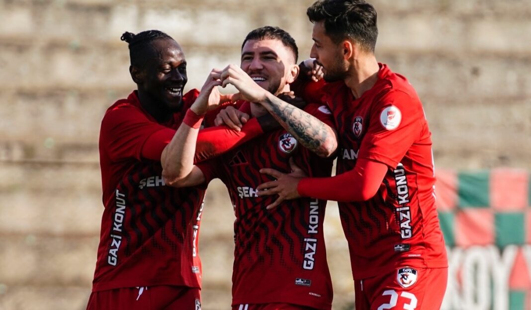 NEWS.ro: Turcia: Deian Sorescu a marcat şi Gaziantep a dispus de Kayserispor cu 3-0