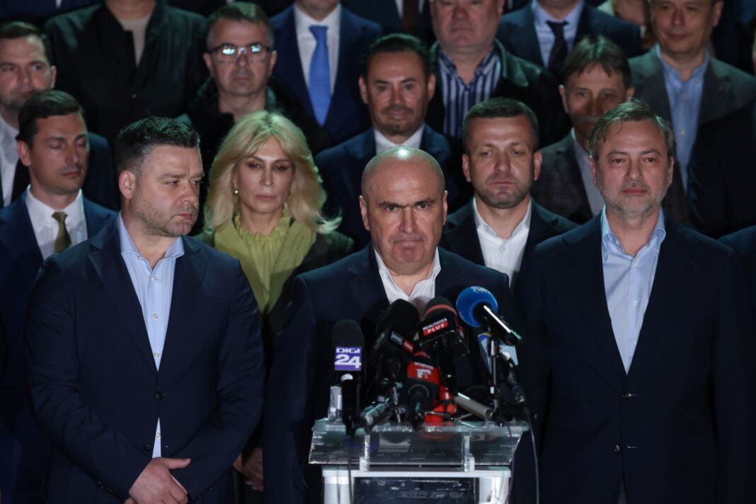 NEWS.ro: UPDATE - Rezoluţie votată în unanimitate - PNL îşi exprimă sprijinul ferm pentru continuarea guvernării sub conducerea prim-ministrului Ilie Bolojan şi pentru finalizarea reformelor/ Decizia PSD de a provoca o criză politică, act de iresponsabilitate