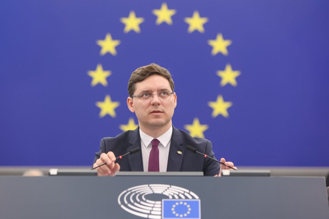 NEWS.ro: Vicepreşedintele PE Victor Negrescu solicită preşedintelui Consiliului European deschiderea negocierilor pe clustere pentru aderarea Republicii Moldova: Rezultatul alegerilor din Ungaria oferă o nouă fereastră de oportunitate pentru această decizie