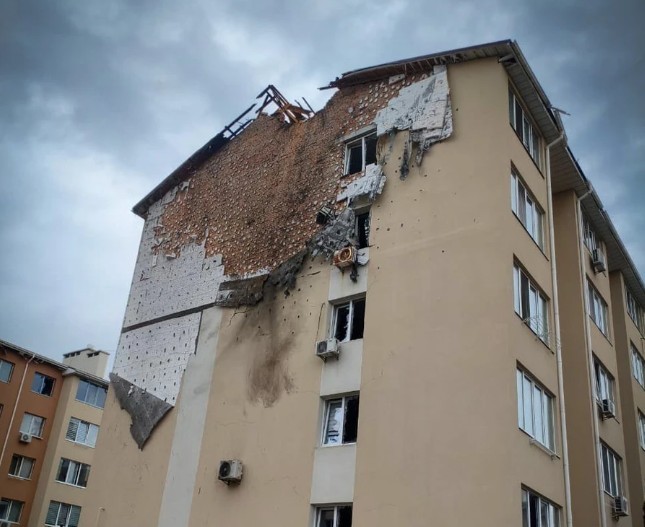 NEWS.ro: Zece morţi în urma atacurilor ruseşti din Ucraina. Zelenski denunţă o „escaladare”, în timp ce Moscova respinge un armistiţiu energetic propus de Kiev pentru perioada Paştelui