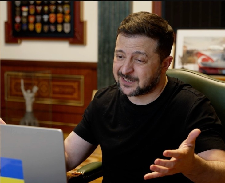 NEWS.ro: Zelenski: SUA ignoră dovezile că Rusia ajută Iranul, pentru că au încredere în Putin. UE trebuie să-şi unească forţele cu Ucraina, Marea Britanie, Turcia şi Norvegia, pentru a crea un bloc militar suficient de mare încât să descurajeze Moscova