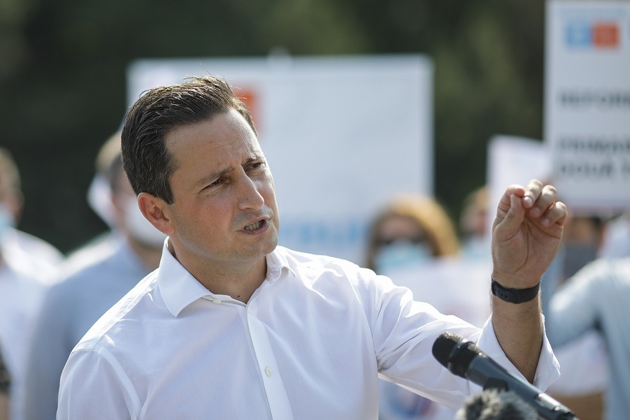 Nicu Ștefănuță despre politica din România: ”Trebuie ras tot” / ”România intră într-o criză politică ce nu va rezolva nimic”