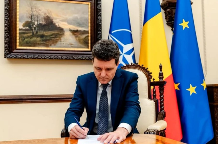 Nicușor Dan a promulgat Legea femicidului: „Violența împotriva femeilor a fost prea mult timp ignorată”