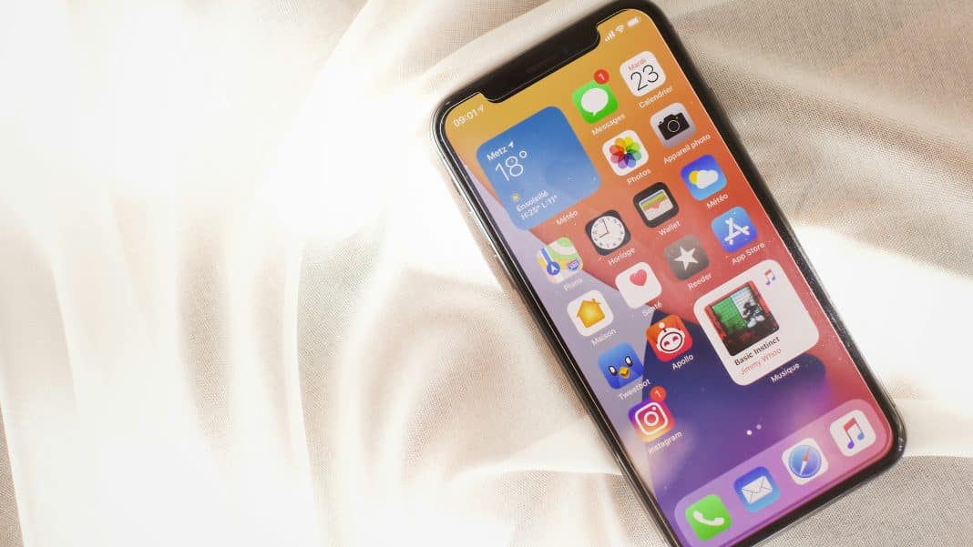 Noi detalii despre iPhone 18 Pro: schimbări majore de design