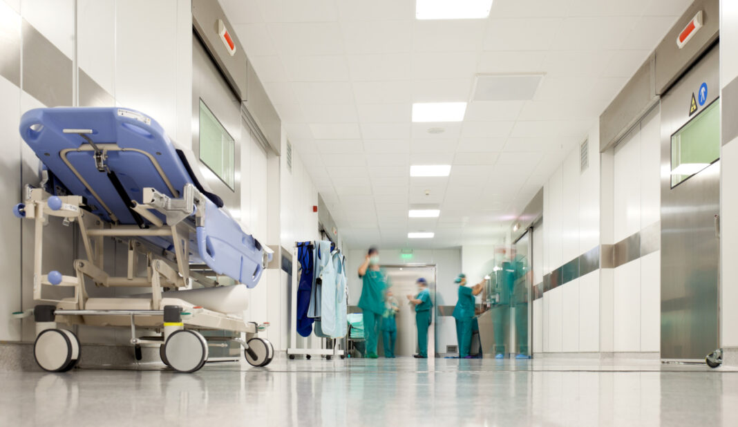 Nouă spitale din București şi Serviciul de Ambulanţă vor asigura asistenţa medicală de urgenţă în perioada 10 – 13 aprilie, când se sărbătorește Paște 2026