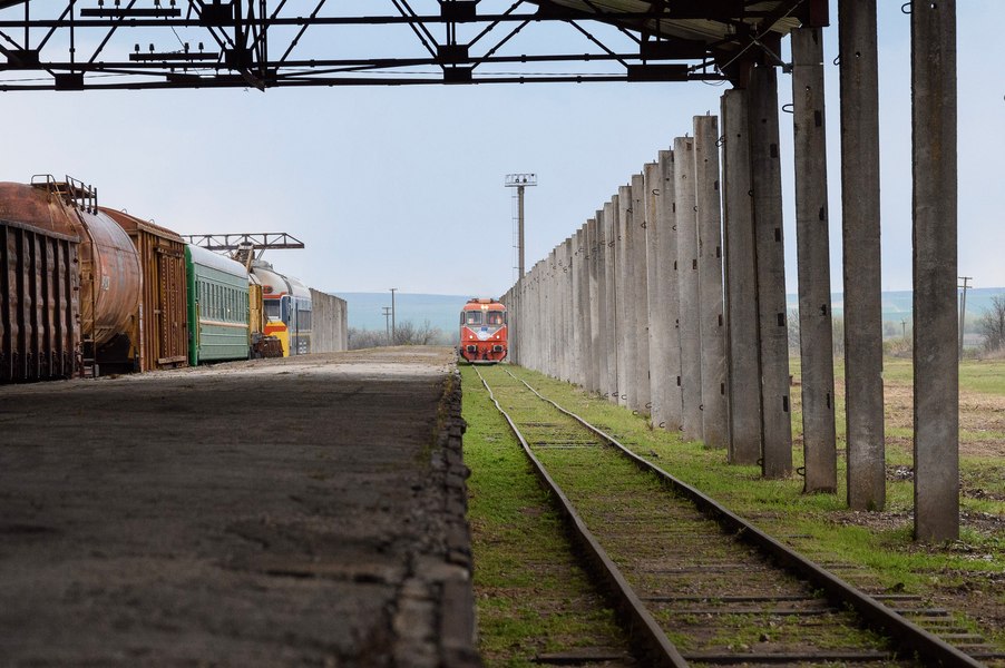O linie de cale ferată, cu ecartament european, a fost redeschisă între România și Republica Moldova