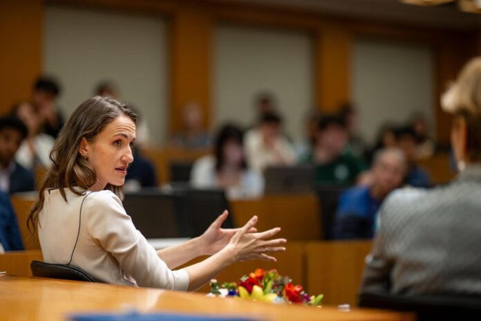 Oana Țoiu: Nu există demisii în rândul miniștrilor PSD