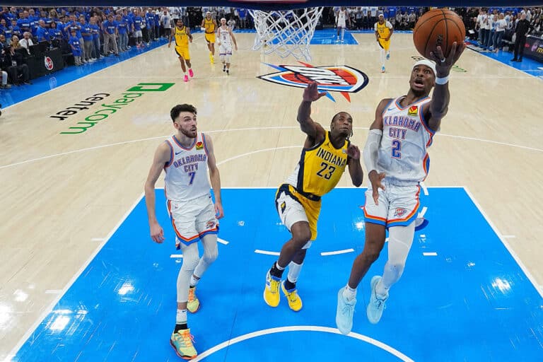 Oklahoma City și Detroit Pistons conduc conferințele! Tabloul complet al playoff-ului NBA și când încep meciurile