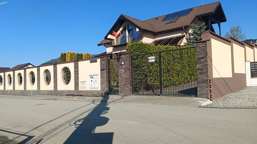 Percheziții DNA la Consiliul Județean Bistrița-Năsăud și la domiciliul președintelui CJ, Radu Moldovan. Acuzațiile care i se aduc