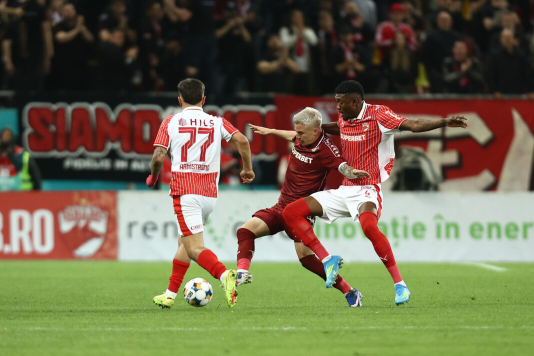 Petrila a izbucnit în lacrimi pe bancă după accidentarea din derby! Sezonul lui e probabil încheiat