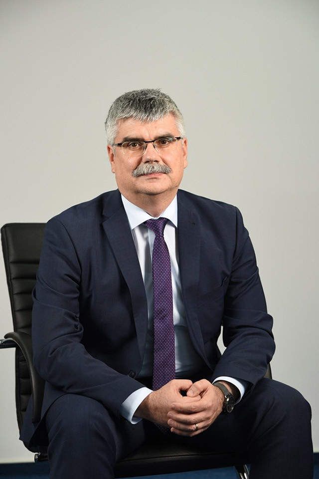 Pleacă din conducerea executivă a UniCredit. Bank Ion Stan, ultimul mohican din fosta echipă de leadership a Alpha Bank, bancă preluată de UniCredit