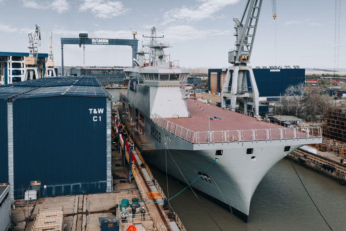 Portavionul NRP „D. João II” destinat Marinei Portugheze a fost lansat marţi la apă la Şantierul naval Galaţi