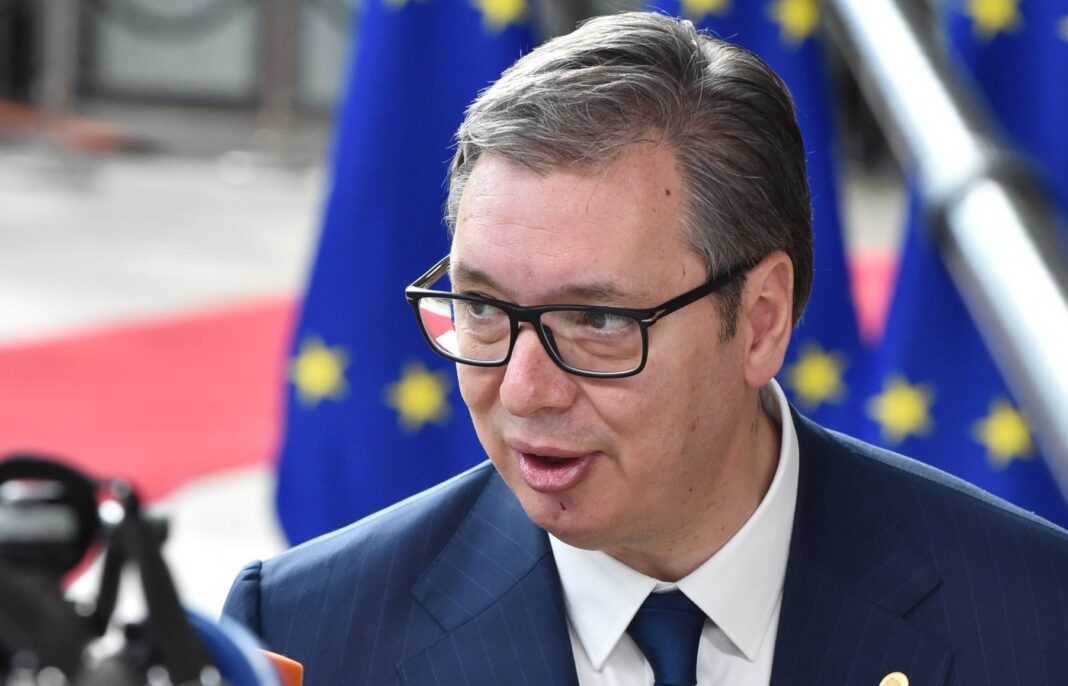 Președintele Serbiei crede că România ar putea cădea „sub influența predominantă” a SUA / Vucic, despre aderarea României și Bulgariei la UE: „Îndeplineau toate cerințele? Nu este cazul” / ”America își va construi propria structură, luând cinci până la zece țări din Europa”